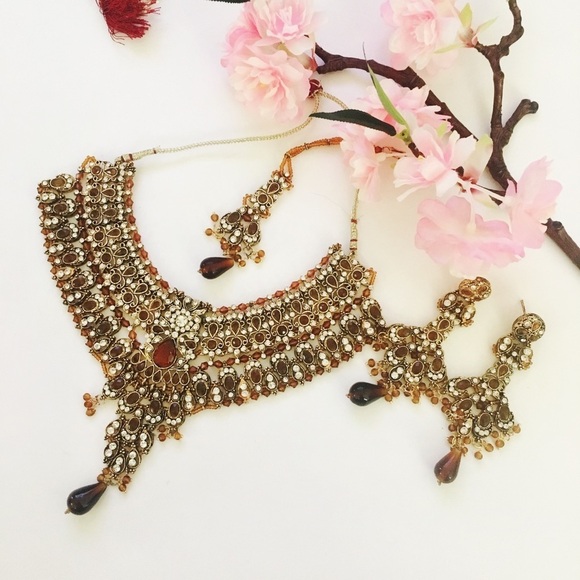 Jewelry - Brown Indian Bollywood Bridal Jewelry Set